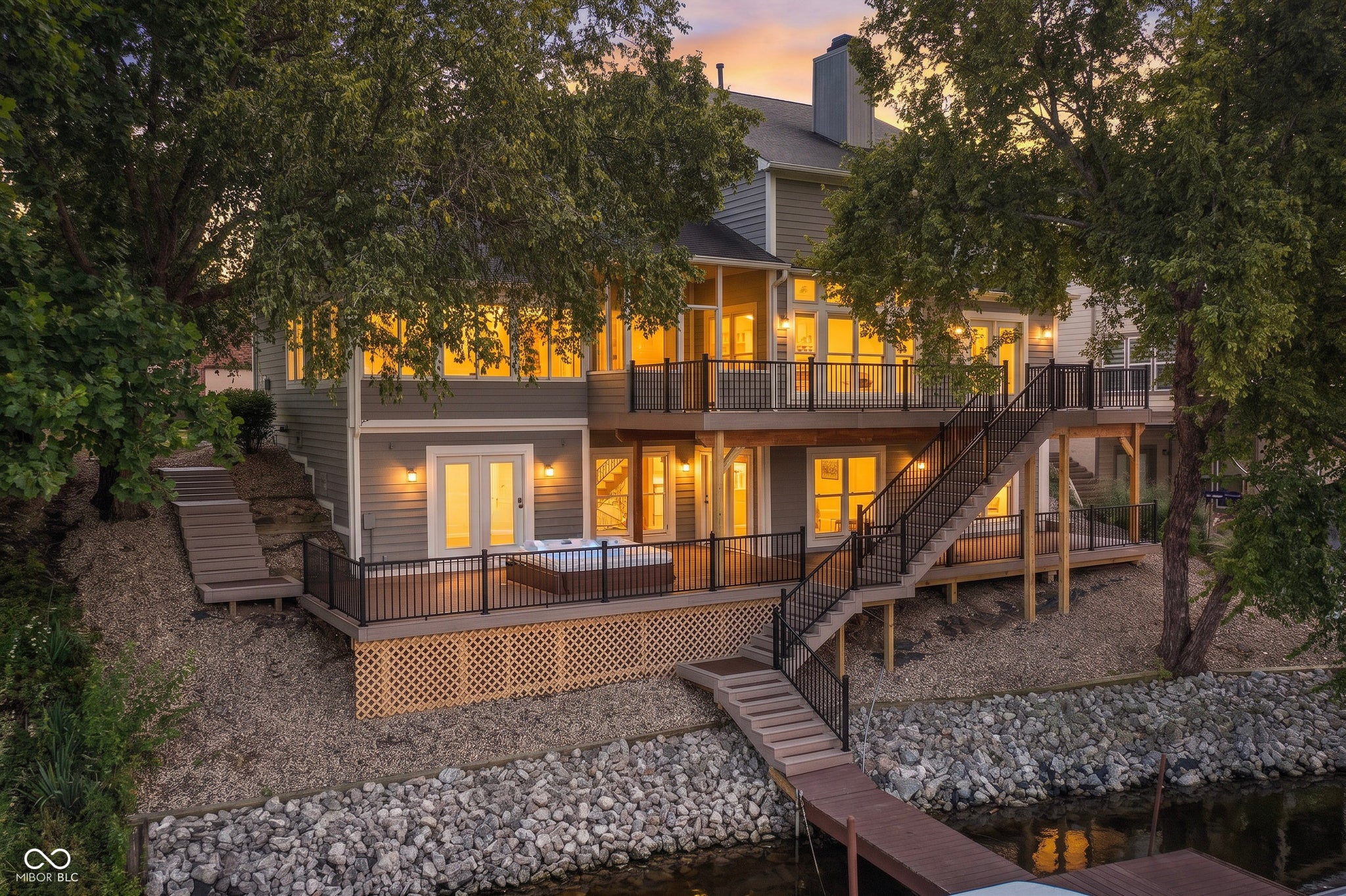 11226 Blackwalnut Point